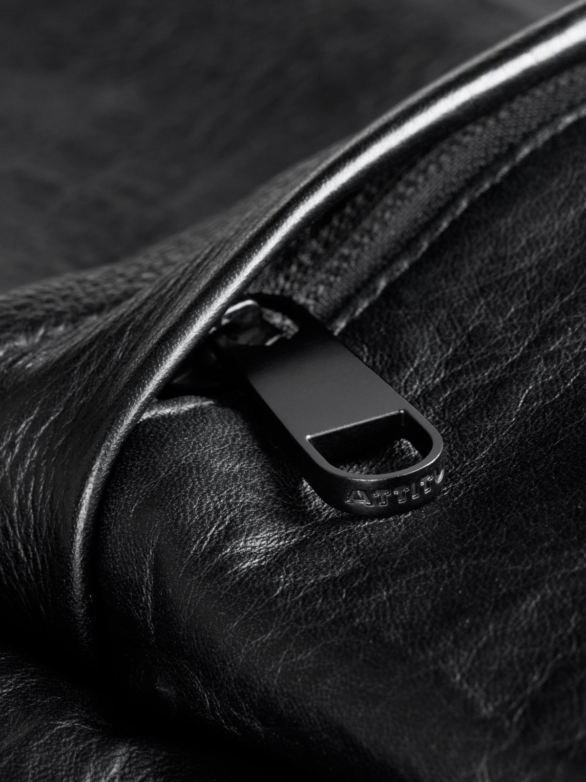 LEATHER BACKPACK M 017