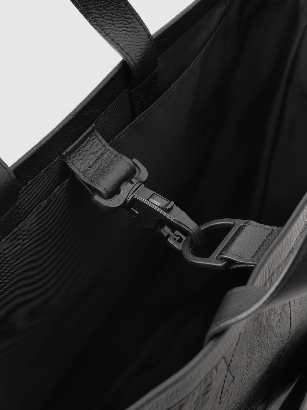 【新発売・数量限定型】LEATHER TOTE M 021