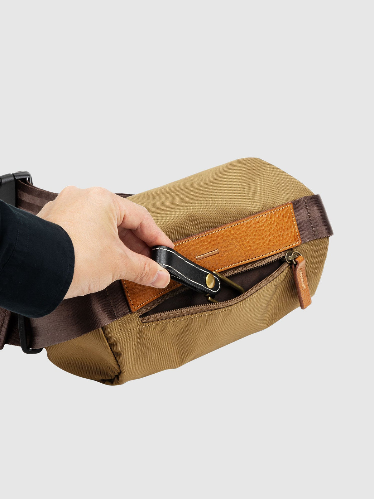 CORDURA® ECO スモールクロスボディバッグ